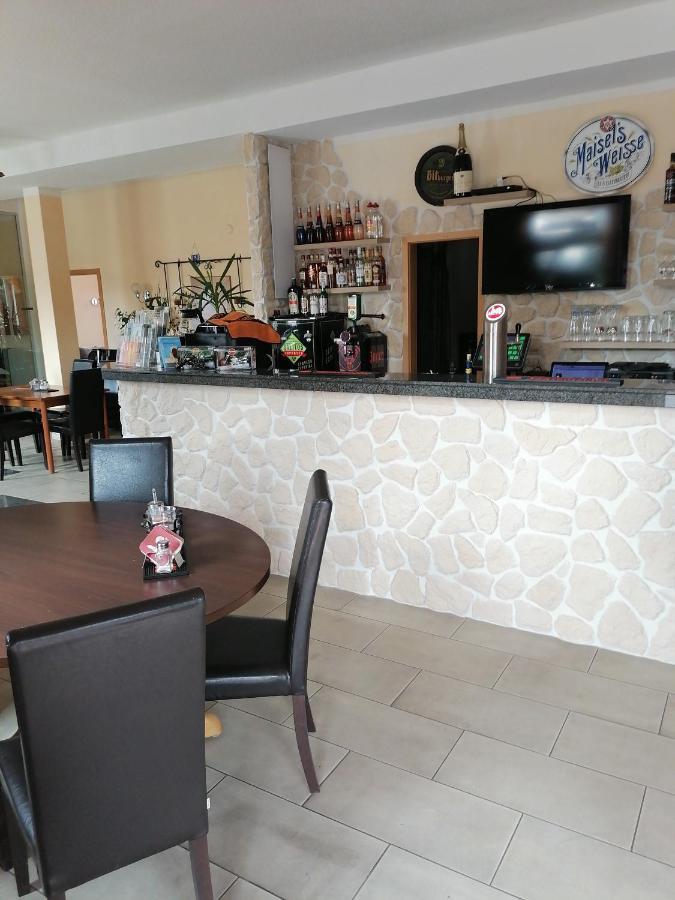 Pension Kuehnauer Hof Dessau-Rosslau ภายนอก รูปภาพ
